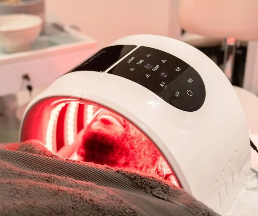 Patient having LED Light Therapy Facial at SE1 Medical Aesthetics London