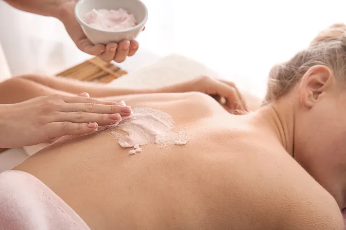 Back microdermabrasion treatment