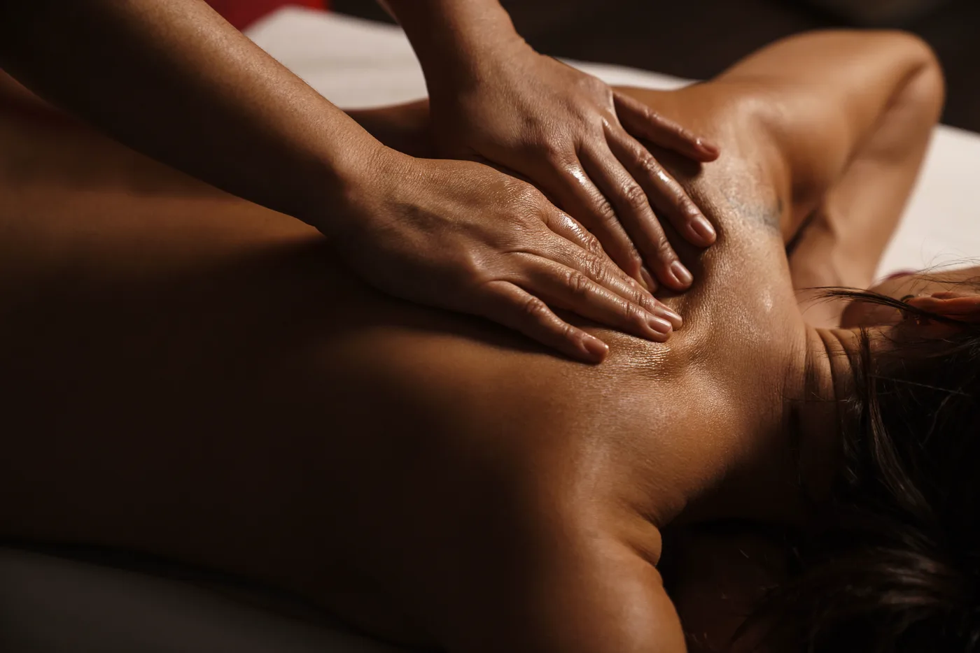 Lymphatic drainage massage treatment