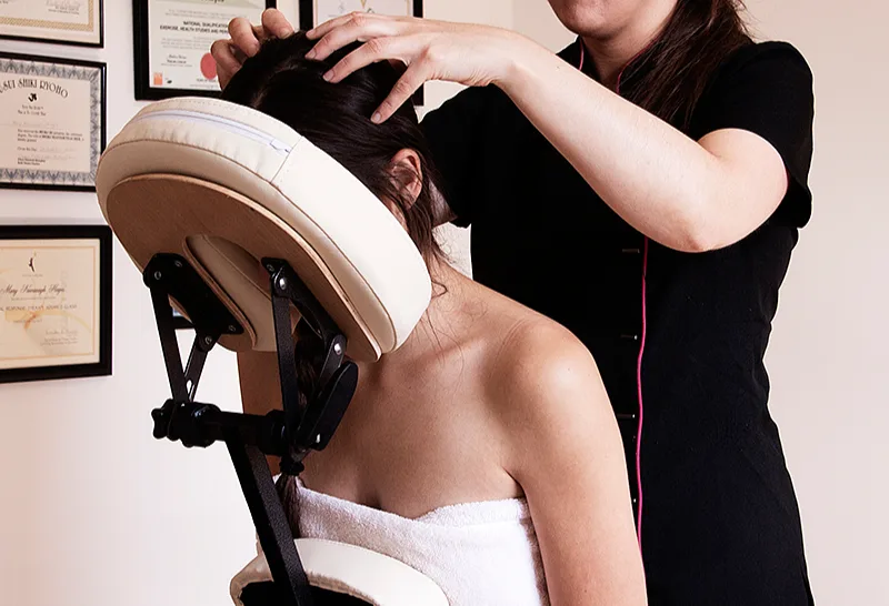 Indian Head Massage treatment at SE1 Medical Aesthetics