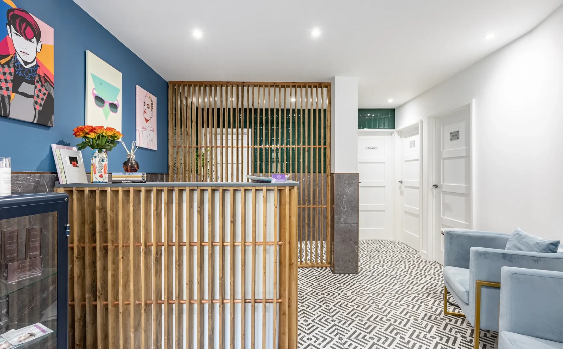 Clinic reception at SE1 Medical Aesthetics